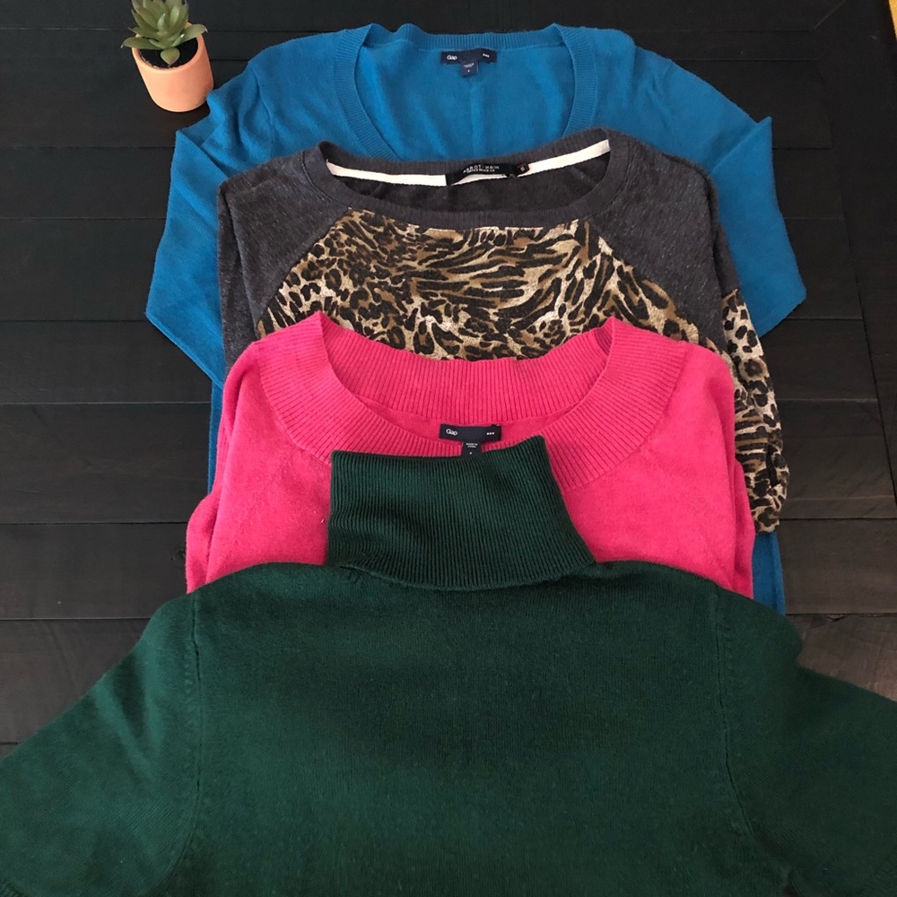 Sweater Weather❄️Bundle of 3️⃣ 🎉 Size S Sweaters